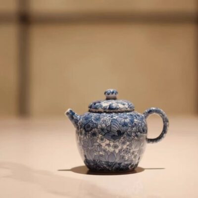Porcelain Pots from Jingdezhen Kiln